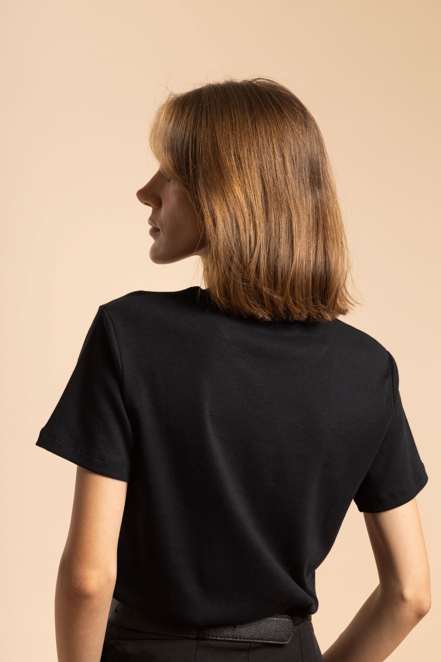 %100 Pamuk Bisiklet Yaka Kadın Basic Tshirt - Siyah