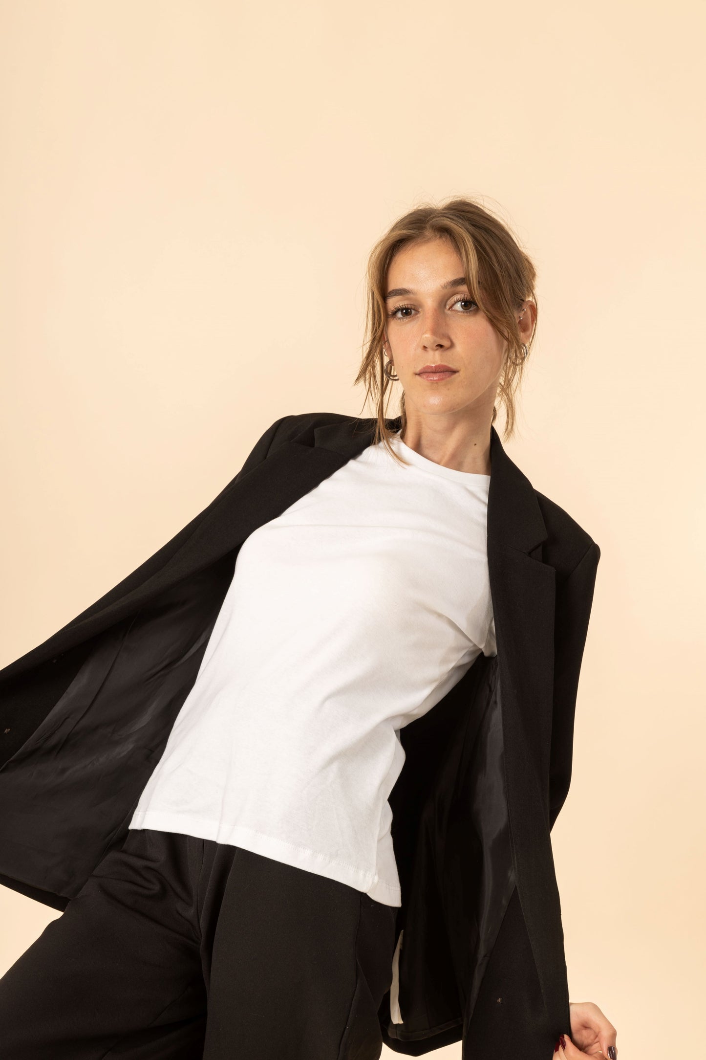 %100 Pamuk Bisiklet Yaka Kadın Basic Tshirt - Beyaz