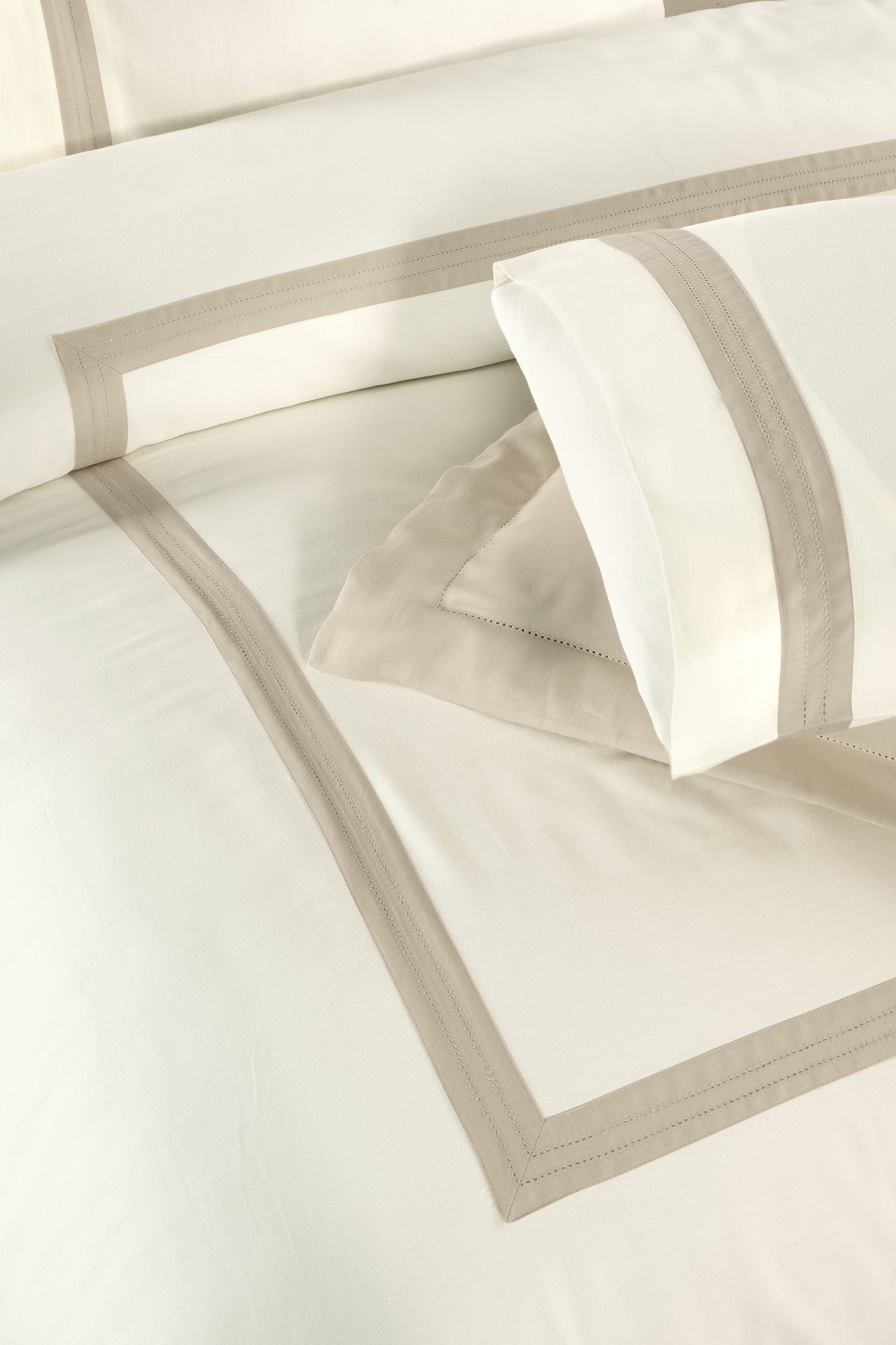 BUCKINGHAM %100 Pamuk Saten King Size Nevresim Takımı Ekru