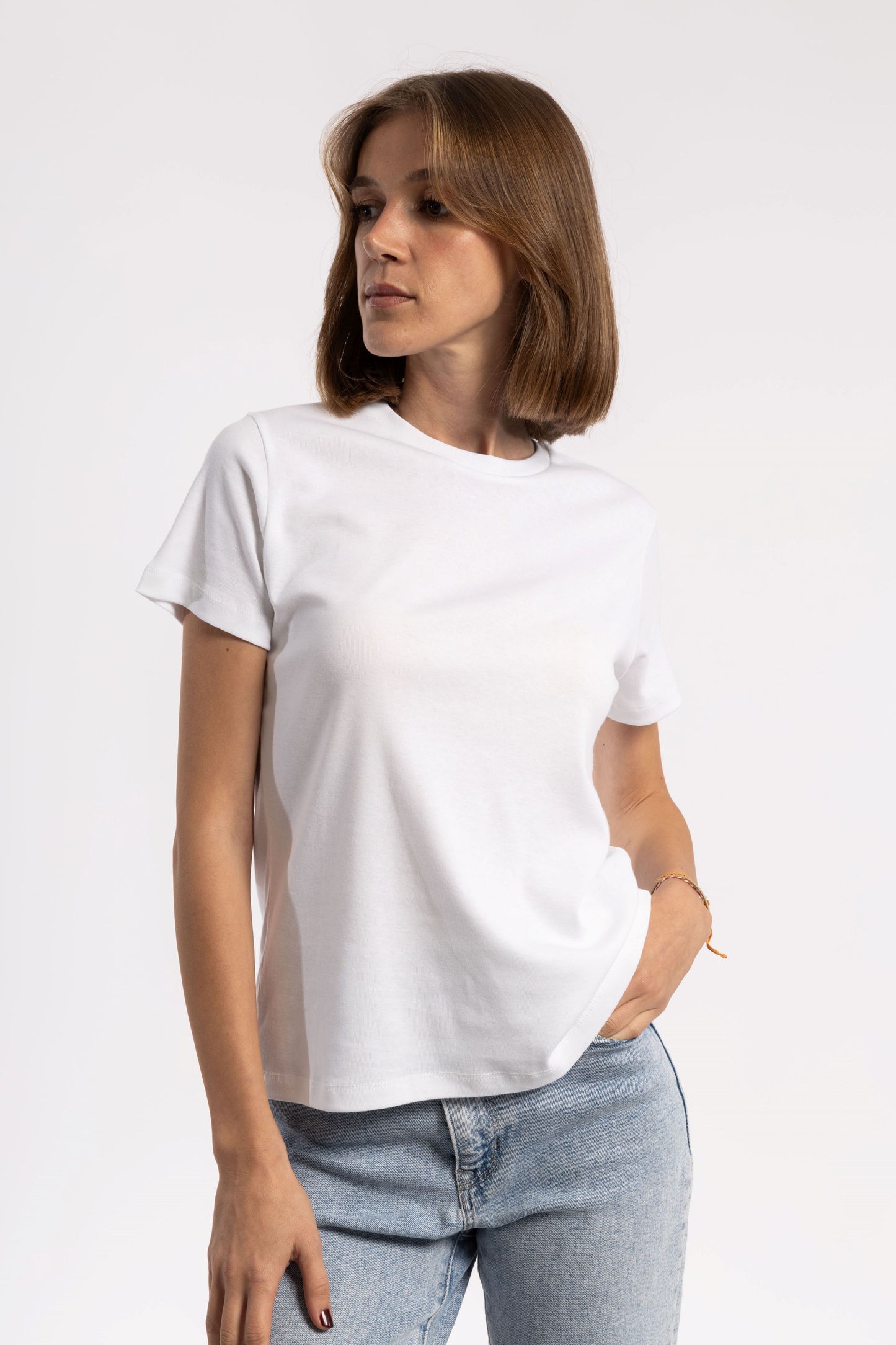 %100 Pamuk Bisiklet Yaka Kadın Basic Tshirt - Beyaz